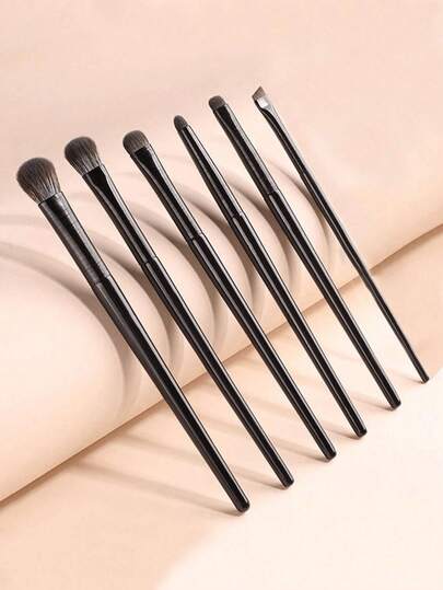 1 pièce Ensemble de pinceaux de maquillage, pinceau à ombre à paupières, pinceau de contour du nez, crayon à sourcils, outils de maquillage respectueux de la peau, format de voyage portable