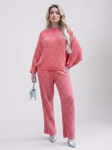 Women's Cold Weather Set In Ribbed Mousse Knit - Oversized Blouse And Pants - Fits Sizes 36 To 44 - Textured Pattern - Wool-Like Fabric - Pocket - Drawstring - Women's Clothing - Daily Wear - Autumn/Winter - Salmon - View 1