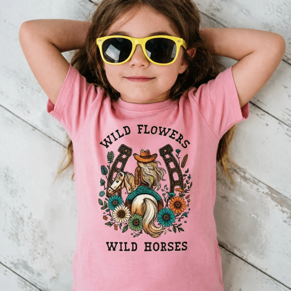 Summer 2026 Girls' Clothing, 1pc Fashionable Children's T-Shirt With Wildflower Graphic Print, Summer T-Shirt With Floral Wild Horse Personality In Black, White And Pink - 粉色 - 查看 1