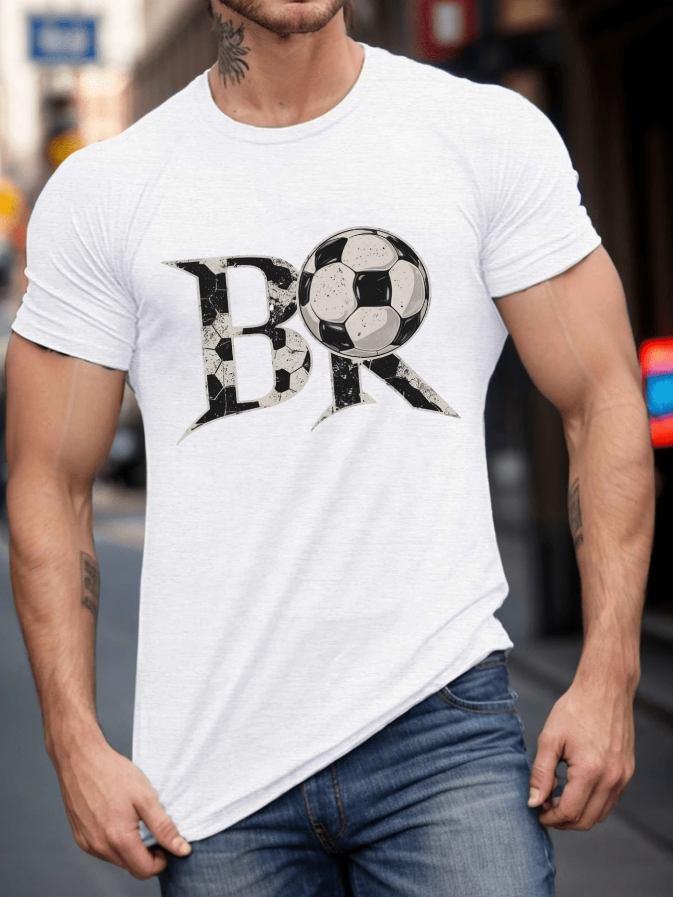 Soccer Ball Combined With BR Lettering, Symbol Of Sporting Passion And Modern Energy, Comfortable Urban Casual Men's T-Shirt - 白色 - 查看 1
