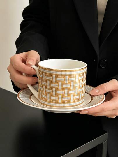 Silver-Plated Geometric Pattern Ceramic Cup & Saucer Set, Vintage Luxury Coffee Cup & Saucer Set, Party Dessert Afternoon Tea Cup & Saucer Set, Sculptural Architectural Beverage Cup & Saucer Set, Suitable For Holiday Gatherings, Parties, Restaurants, Living Rooms, Cafes