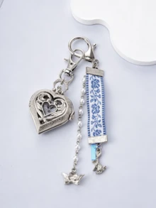 1Pc Vintage Heart-Shaped Pendant Key Chain/Can Be Matched With Car Key Accessories/Bag Accessories Key Chain/Birthday Gift For Friends And Mothers - Multicolor - View 4
