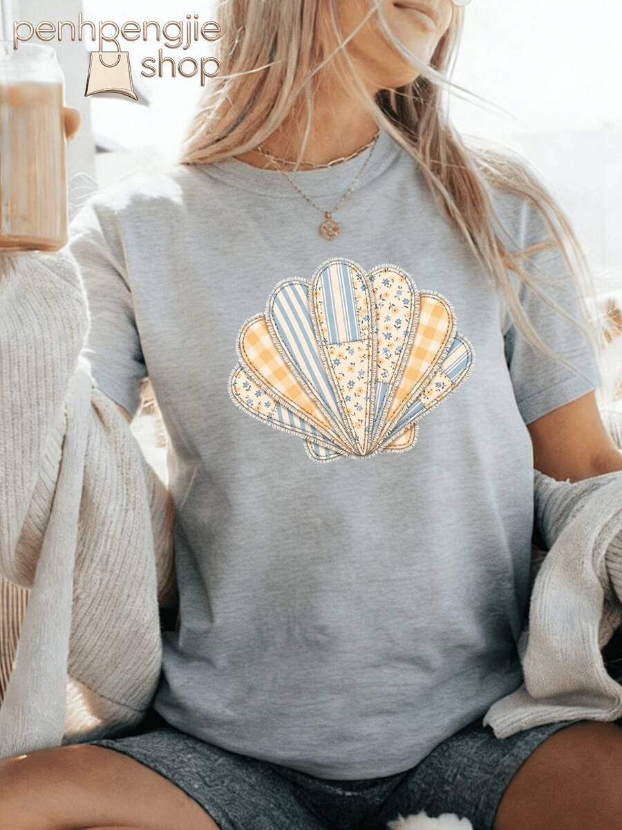 Women's Oversized T-Shirt With Seashell Design, Coastal Style, Casual Summer Tops, Clothing For 4th Of July, Graduation, Teacher's Clothing, Women's Summer Vacation - 淺灰色 - 查看 1