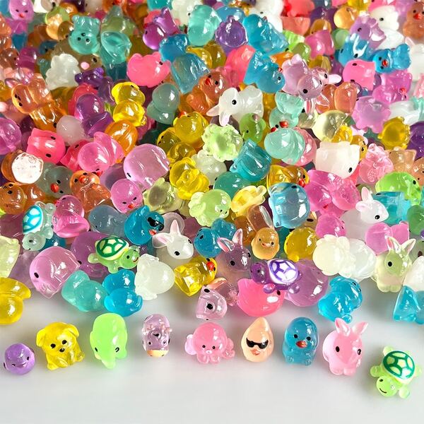 20/50/100 buah Figur Hewan Kecil Resin Bercahaya dalam Gelap, Warna Acak, Tidak Membutuhkan Daya, Cocok untuk Taman, Pesta, Lanskap Mini, Kolam Renang, Dekorasi Rumah Boneka dan Hari Raya Lainnya, Gaya Acak