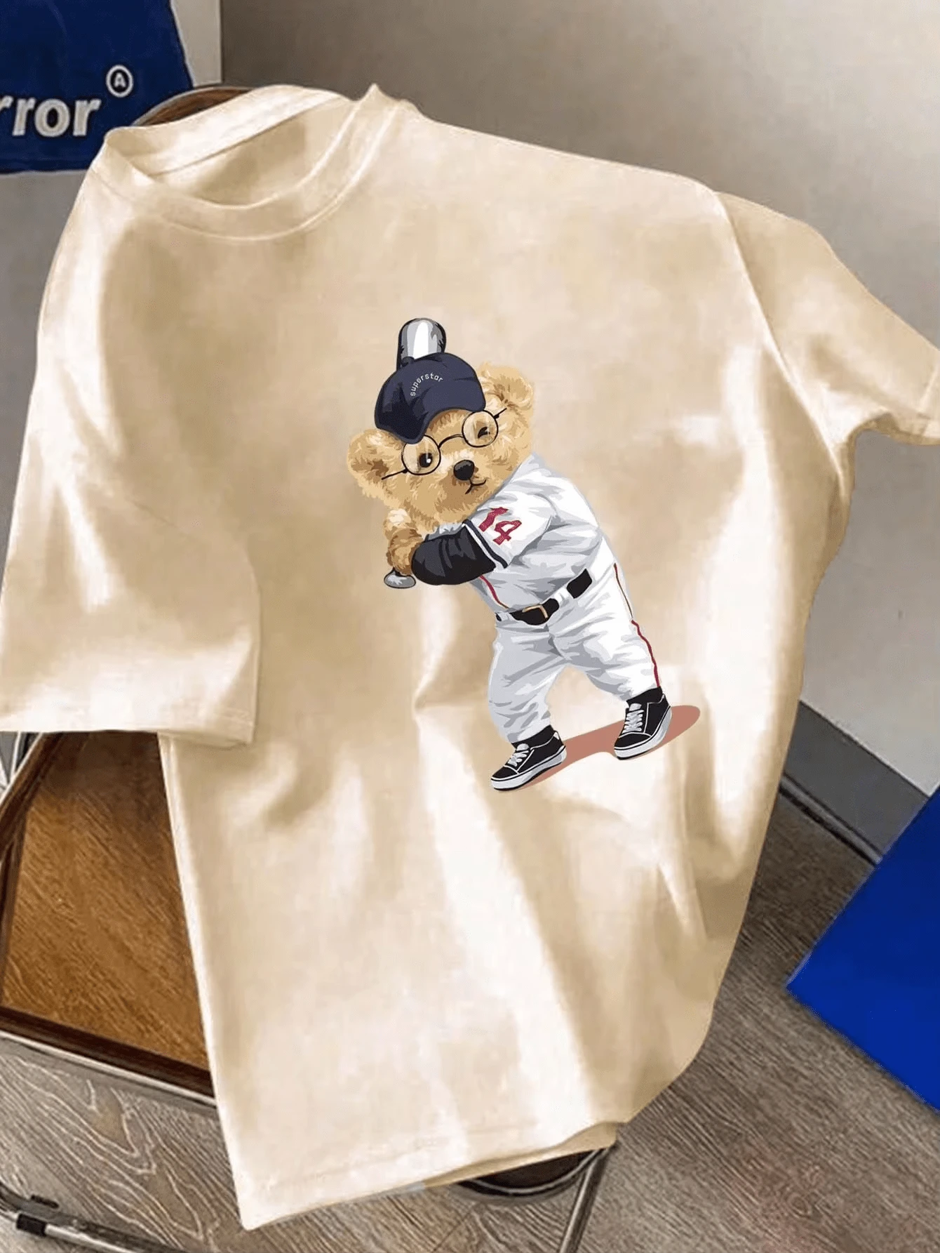 summer 20261 pieza Camiseta de manga corta con estampado de oso para niño preadolescente, ropa casual para estudiantes jóvenes, adecuada para todas las ocasiones - Albaricoque - Ver 1