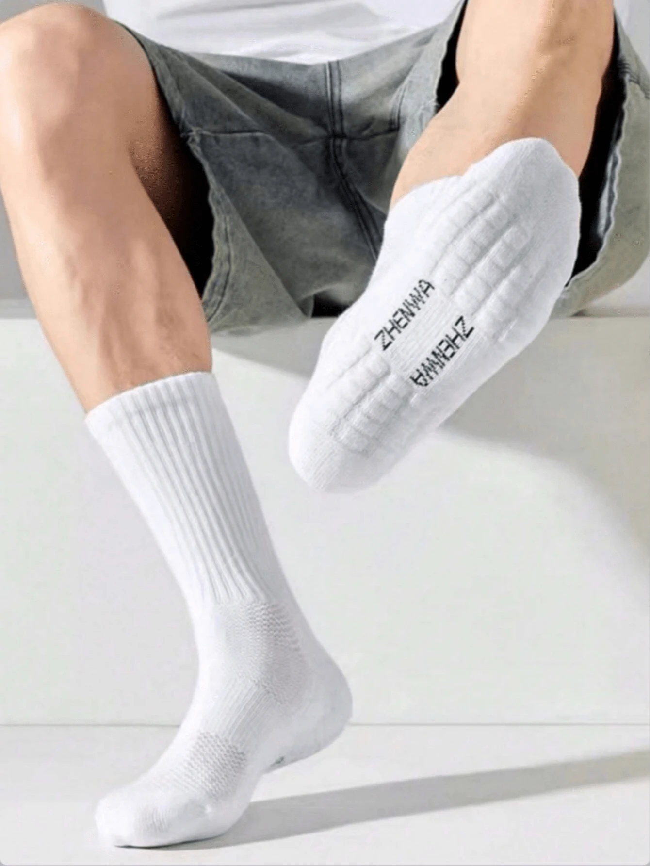 5 Pairs Thick Towel Bottom Sweat-Absorbent Breathable Non-Slip High-Top Sports Socks - White - View 1