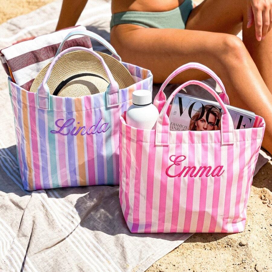 1pc Personalized Transparent Striped Beach Tote Bag, PVC Waterproof Large Capacity, Name Letter Print, Bridesmaid Gift Bag, Travel Storage Bag - Multicolor 2 - View 1
