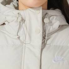 Jaket puffer atletik pendek berkerudung Nike warna polos, tahan angin dan hangat, wanita, putih. - Putih - View 5