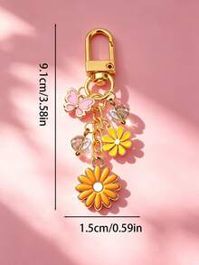 1pc Sweet Style Daisy Butterfly Crystal Bead Bag Charm, Gentle Girl Highly Attractive Key Pendant, Versatile Bag Decoration, Best Friend Small Gift, 2 Color Options Available - Multicolor - View 4