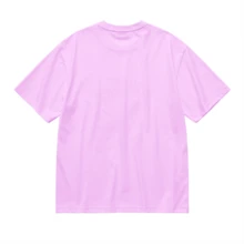 Playera para Hombre con Estampado Tipográfico "Pair Up" - Estilo Minimalista Urbano - Rosa - Ver 2