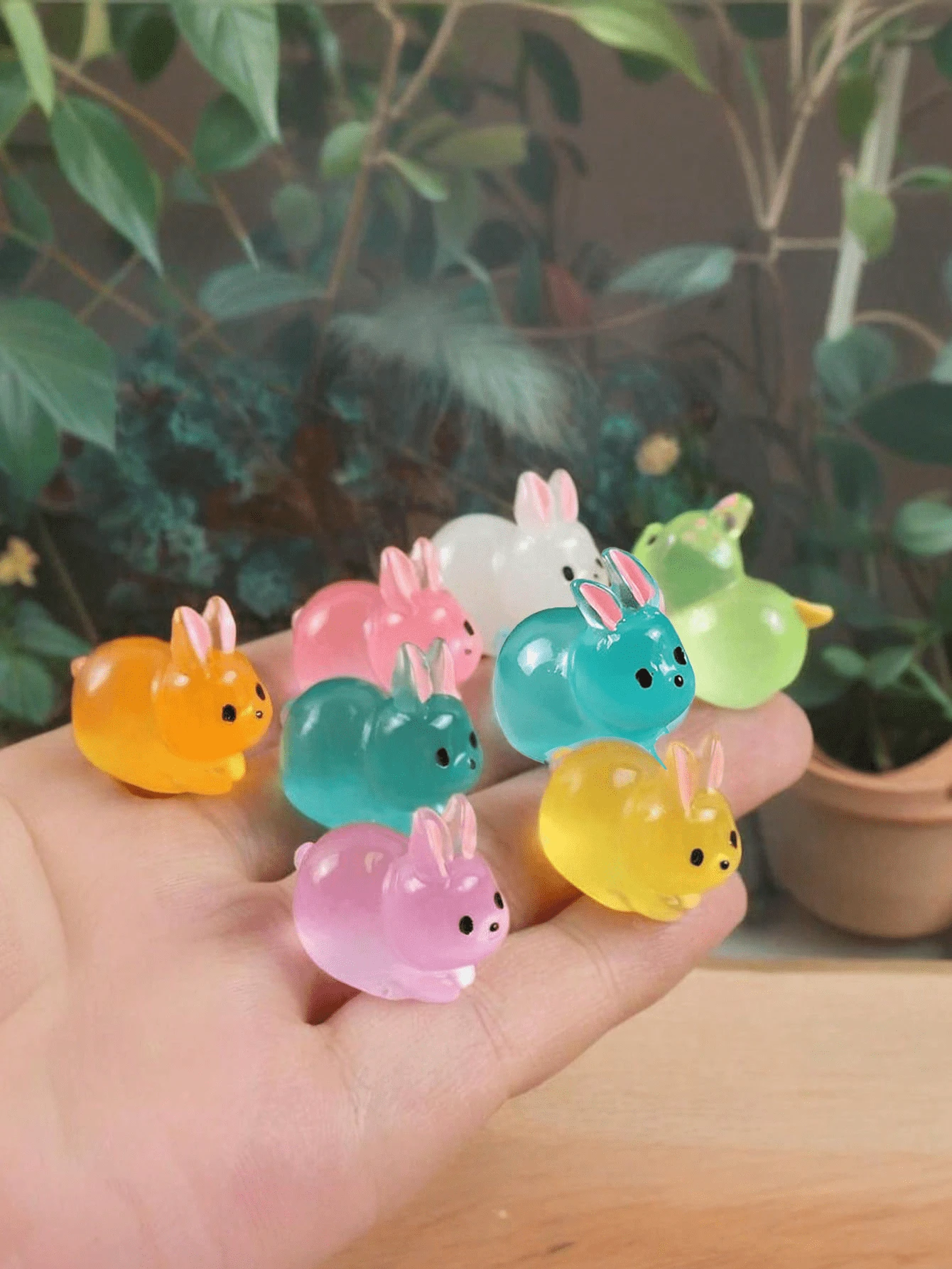 1/10/20/50/100pcs Mini Glow-In-The-Dark Rabbit Resin Models, Animal Miniature Landscape Gifts, Suitable For DIY Garden Decor, Doll Accessories, Desktop Decor Accessories, Home Decor - Multicolor - View 1