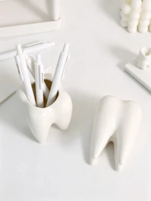 1 pieza Portabolígrafo con forma de diente creativo, diseño único con forma de diente blanco, adecuado para regalos pequeños de dentistas, almacenamiento de escritorio en la oficina en casa y caja de almacenamiento de escritorio creativa para brochas de maquillaje, también se puede usar para almacenamiento de cepillos de dientes en el baño y útiles escolares - Ver 3