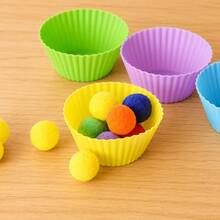 1 Juego de Pompones Arcoíris - Juguete Educativo de Reconocimiento de Colores y Entrenamiento de Concentración para Niños Pequeños, 78 piezas (7 Vasos de Colores + 1 Clip de Color Aleatorio + 70 Bolas de Algodón de 2cm) - Multicolor - Ver 10