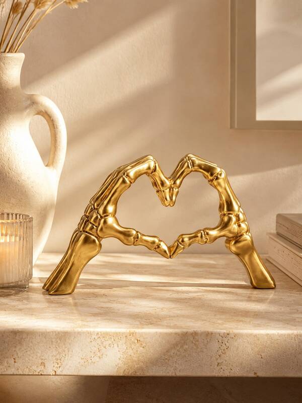 Gothic Heart Hands Decorative Figurine, Romantic Skeleton Hand Sculpture, Modern Shelf Decor Accent, Dark Academia Home Decoration, Bookshelf Tabletop Ornament, Valentine's Gift