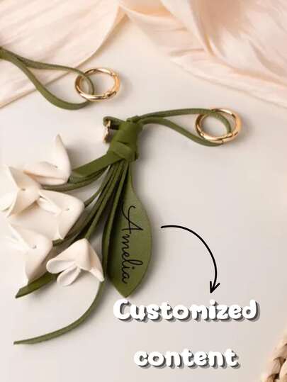 1pc Personalized Floral Leather Bag Charm, Customized Engraved Flower PU Leather Handbag Keychain Pendant, Decorative Key Ring Accessory, Vintage Wallet Charm, Suitable For Bridesmaids, Wedding Gifts, Unique Mother's Gift, Thoughtful Gift For Friends And Bridesmaids
