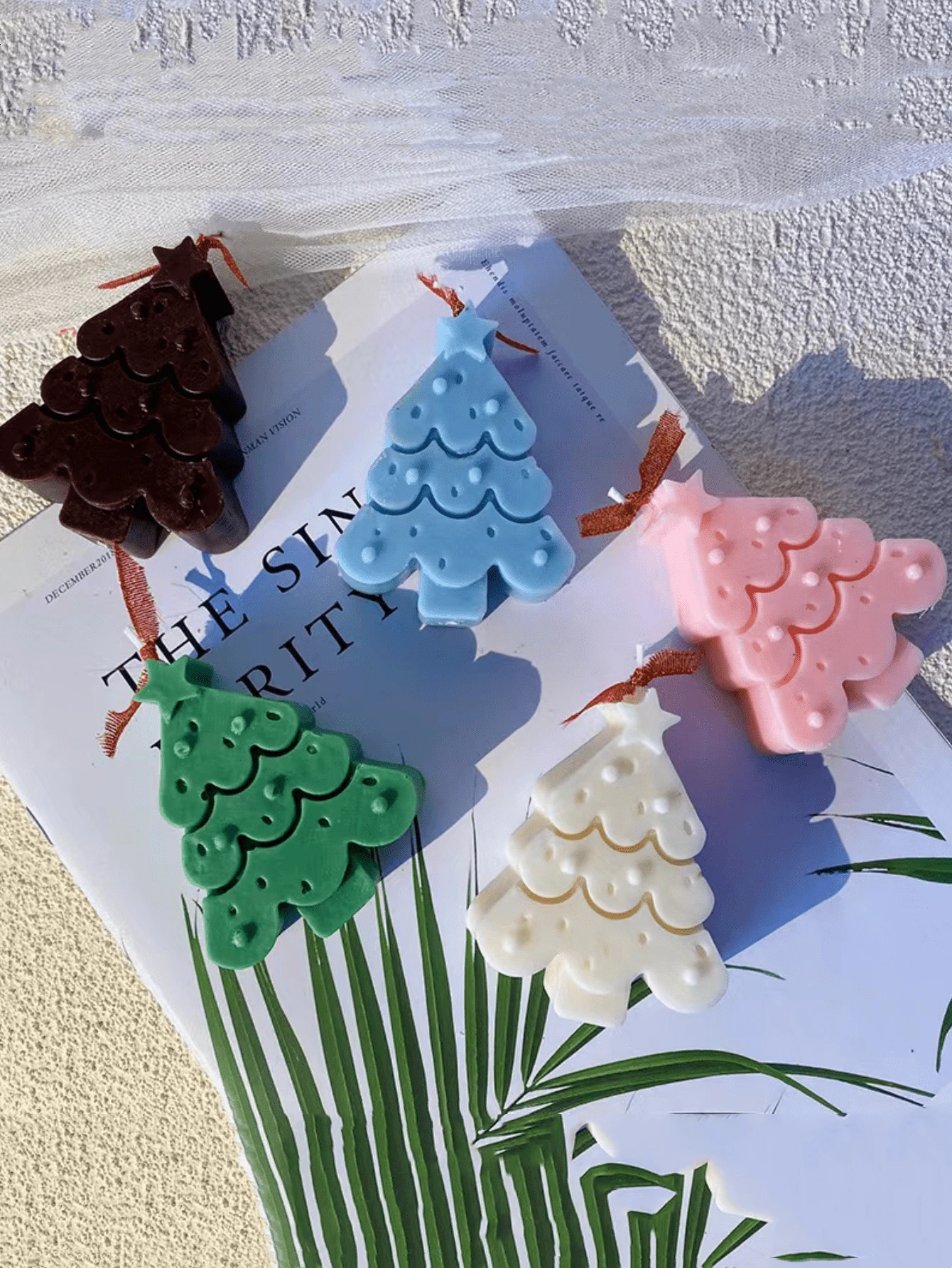 新款聖誕樹造型香氛蠟燭矽膠模具 DIY 聖誕樹桌面裝飾 聖誕節假期裝飾 蠟燭矽膠模具 - A-白色 - 查看 1