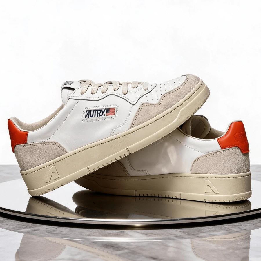 AU - Classic Grey And White Lace-Up Shoes Adorned With A Colorful Patchwork Design. Comfortable Skate Shoes, Designed For Couples, With A Contrasting Design In Bold Colors. - 灰白橙尾 - 查看 1