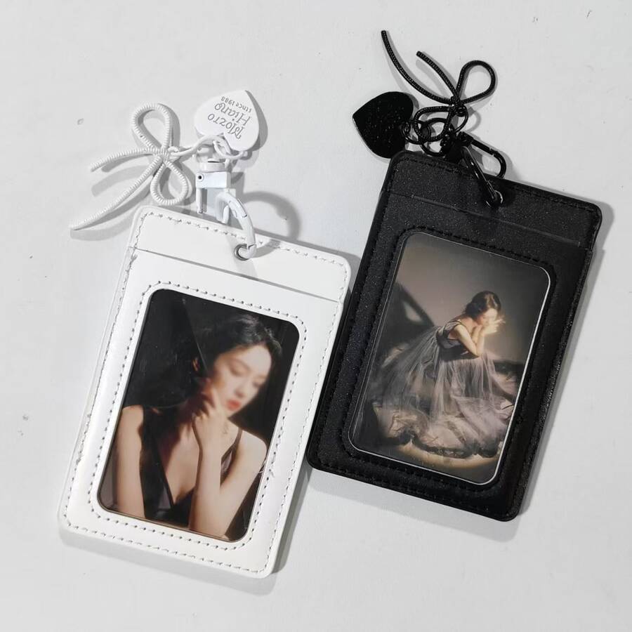 1pc Minimalist Black White Photocard Holder With Bow Heart Charm Keychain, Simple Solid Color 3 Inch Card Sleeve, Clear Window Student Campus ID Bus Pass Badge Card Cover, Back To School Supplies - Card Sleeve - View 1