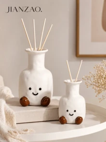 Ins Cute Cream Style 2 Sizes, Hand-Painted Wavy White Resin Vase With Smiling Face & Brown Feet, Dual-Use Reed Diffuser Container & Dried Flower Pot, Bedroom Desk Decor & Cute Birthday Gift - Face Aromatherapy Bottle - View 2