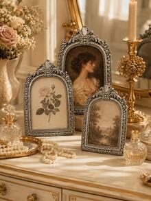 1pc Vintage Baroque Hollow Decorative Frame, Antique Gold Desktop Decor, French Style Vanity Decor, Luxury Home Decoration, Photography Prop - New Model - View 1