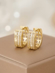 CHICAT 1 Pair Women's Hoop Earrings, Featuring Three-Row Geometric Hollow Mesh Design, Inlaid With Rectangular Cut And Pave Round Cubic Zirconia, An Eye-Catching Piece, An Ideal Gift Choice - Gold - View 3