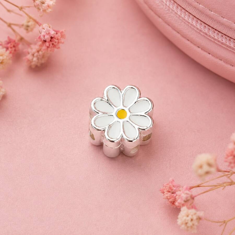 Berloque Margarida Branca Flor Banhado a Prata - Multicolorido - Visão 1