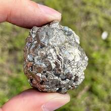1pc Natural Pyrite Cluster Chalcopyrite Ore, Asymmetric Raw Mineral, Iron Ore Stone, Healing Energy, Suitable For Home Aquarium Decoration, Enhances Willpower And Manifestation Ability - Pyrite - View 10