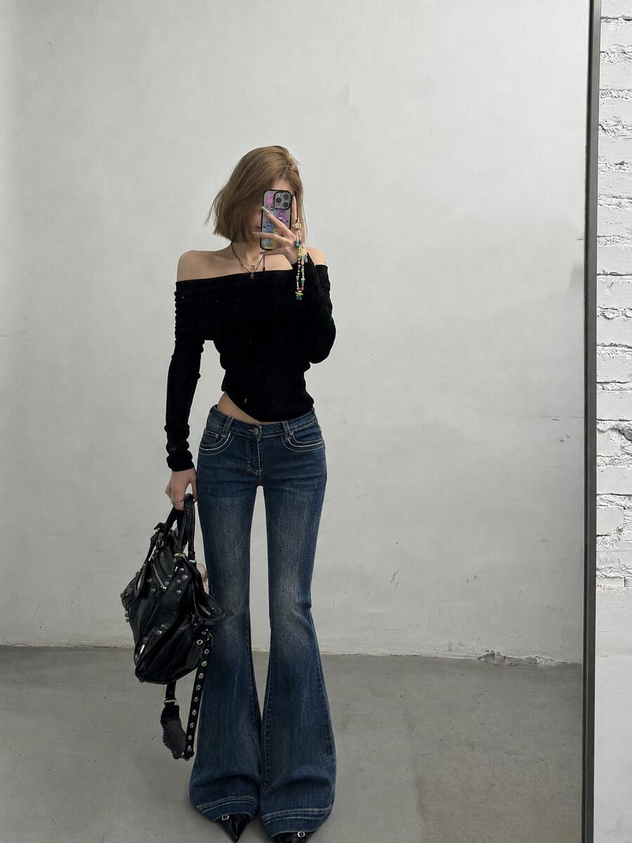 YEAE | Vintage Washed Blue Super Low-Waist High Stretch Flare Jeans Casual - Medium Wash - View 1