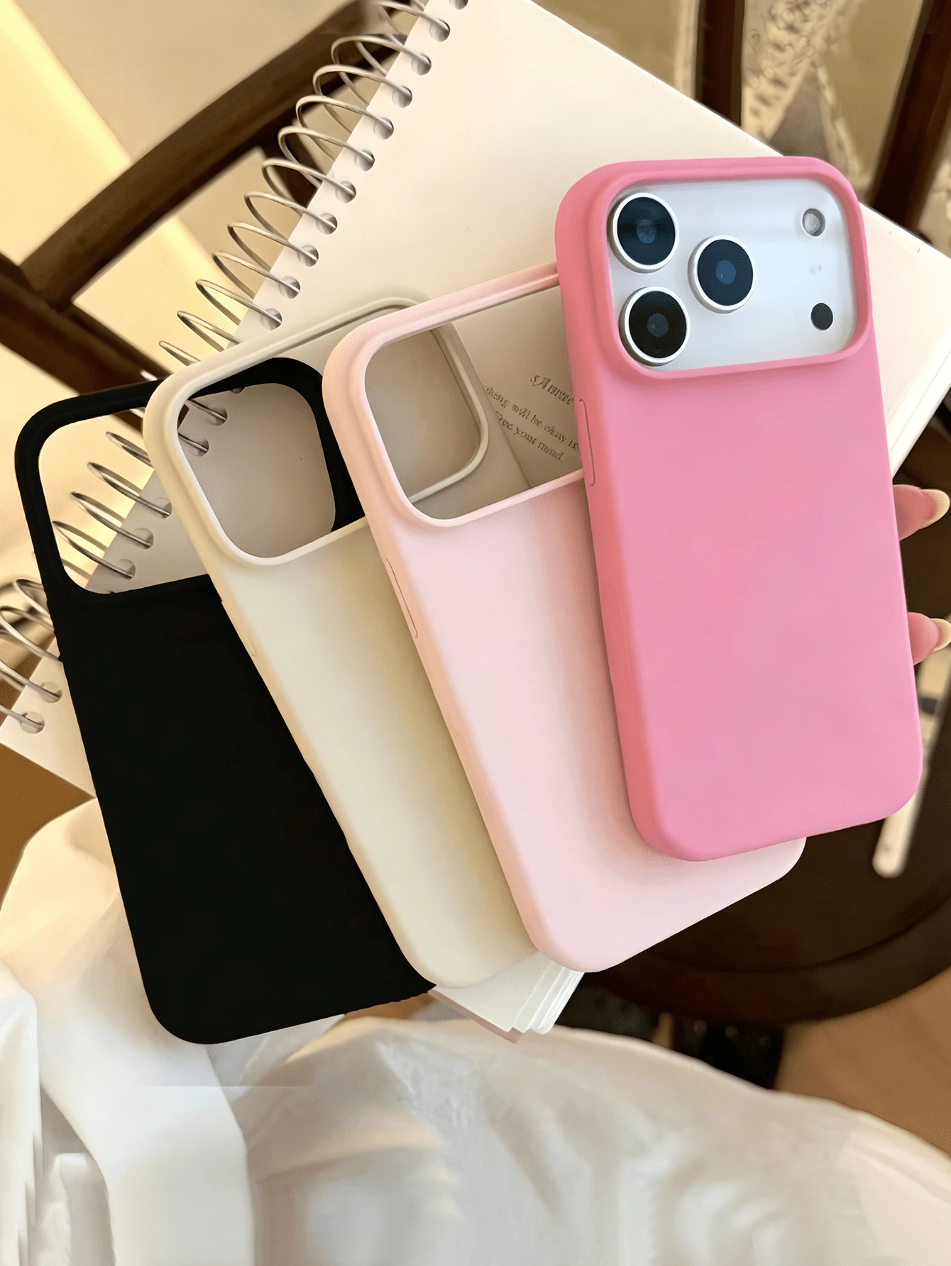 4件組 啞光柔軟TPU極簡風格個性化防震全包覆手機殼,適用於Apple 17 16 15 14 13 12 11 Pro Max Air - 4個裝-玫紅+白色+粉紅色+黑色 - 查看 1
