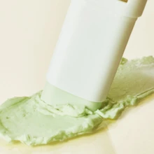 Beauty Of Joseon - Matte Sun Stick Mugwort+Camelia 18g – Matte Sun Stick - Facial Sun Protection - Mint Green - View 3