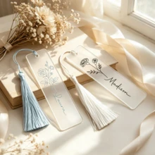 Personalized Birthday Flower Acrylic Bookmarks, Customizable With Engraving, Featuring Floral Designs, Tassels, And A Transparent Texture. A Unique Graduation Day Gift For Book Lovers, Students, Teachers, And Women. - Monthly Flower Acrylic Bookmark - View 3
