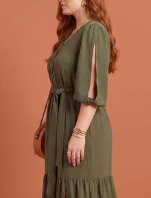 Women's Plus Size Long Dress Duna Flowy 3/4 Sleeve V-Neck Waist Tie Slit Ruffled Hem With Slit - 軍綠色 - 查看 2