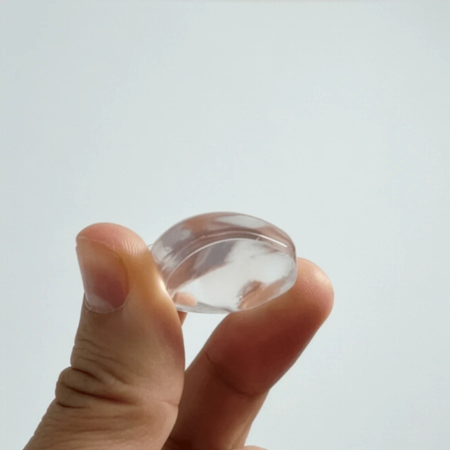 透明方形矽膠防撞緩衝墊|門牆防撞保護貼|強力黏貼不傷牆面貼紙|適用於智能鎖/櫥櫃門/抽屜/家具轉角 - 方形 2.9x2.9cm - 查看 1