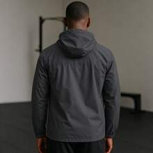 Men's Waterproof Windbreaker With Removable Hood Black Sports Jacket For Gym Or Running - 灰色 - 查看 2