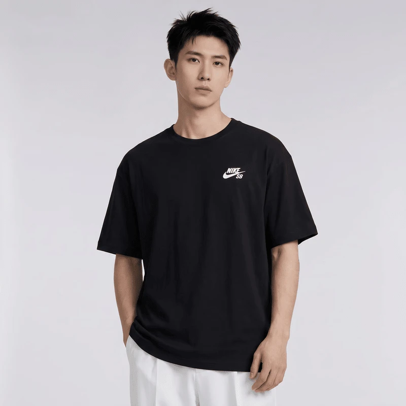 Nike 男款短袖透氣寬鬆休閒運動T恤 HM4457-010 - 黑色 - 查看 1