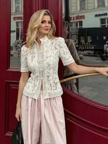 Spring/Autumn Elegant White Lace Crochet Floral Stand Collar Fitted Blouse, Fashion Commuter Top With Design Sense, French Romantic Style Summer - White - View 5