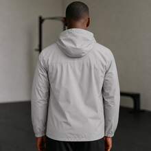 Men's Waterproof Windbreaker With Removable Hood Black Sports Jacket For Gym Or Running - 淺灰色 - 查看 2