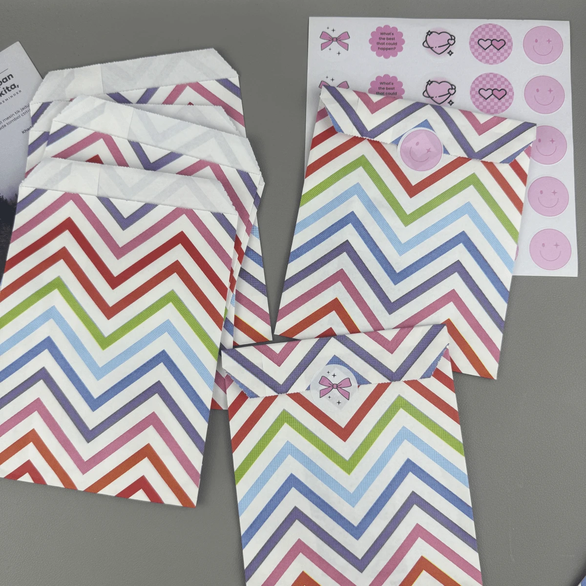 50pcs 4.7x6.7 Inch Gift Packaging Bags, Including Holiday Gift Paper Bags, Gift Wrapping Bags, High-End Decorative Paper Bags, Accessory Small Gift Paper Bags, Colorful Striped Pattern Paper Bags, Party Gift Wrapping Bags And Creative DIY Decorative Gift Paper Bags, Suitable For Holiday, Wedding, Birthday Gift Bags And Gift Wrapping Paper Bags - Gift Bags - View 1