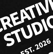 Creative Studio Graphic Tee Unisex Oversized T-Shirt Casual Streetwear Crew Neck Short Sleeve Loose Fit EST.2026 - 手 - 查看 4