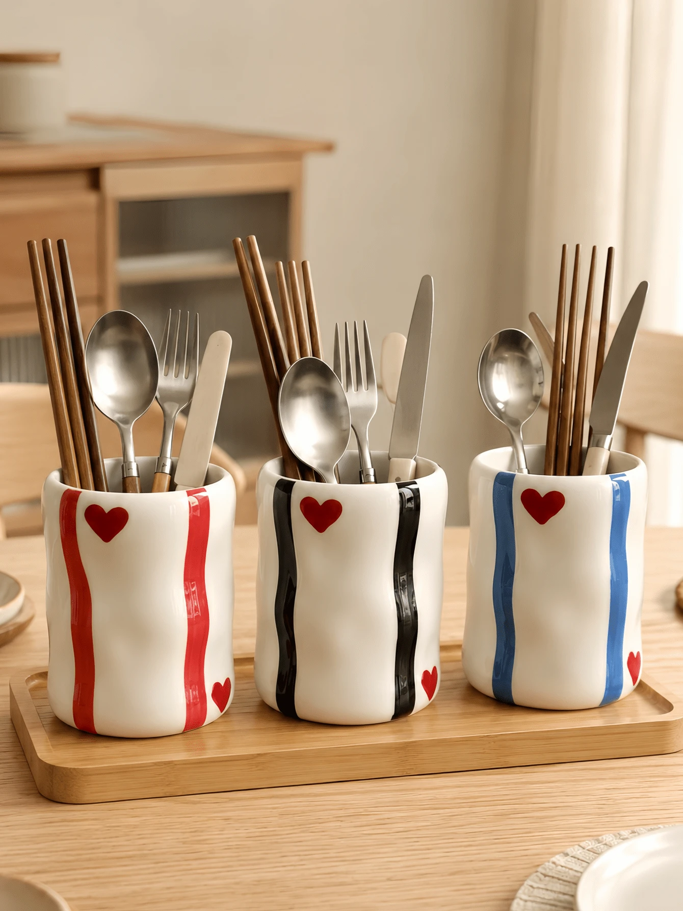 1pc Heart Pattern Utensil Holder, Multi-Use Kitchen Cutlery Organizer, Spoon Fork Chopstick Storage Cup, Cute Tabletop Storage Container For Kitchen & Dining Room - Multicolor - View 1