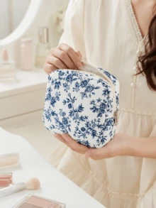 Vintage Ditsy Floral Makeup Bag, Multiple Colors Available, Regular Style, Quilted Diamond Stitching, Cute Print Design Storage Bag, Lightweight Large Capacity, Portable Storage Organizer, Can Store Cosmetics/Sanitary Pads And Other Small Items - Multicolor - View 9