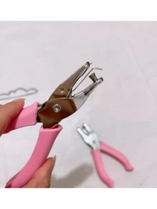1pc Handheld Mini Rubber Coated Hole Punch, Portable Puncher, Handmade Card Punching, Suitable For Paper, Greeting Card Punching, Hanging Ornament Perforator, School Supplies, Home Craft Punching, Back To School - Pink - View 3