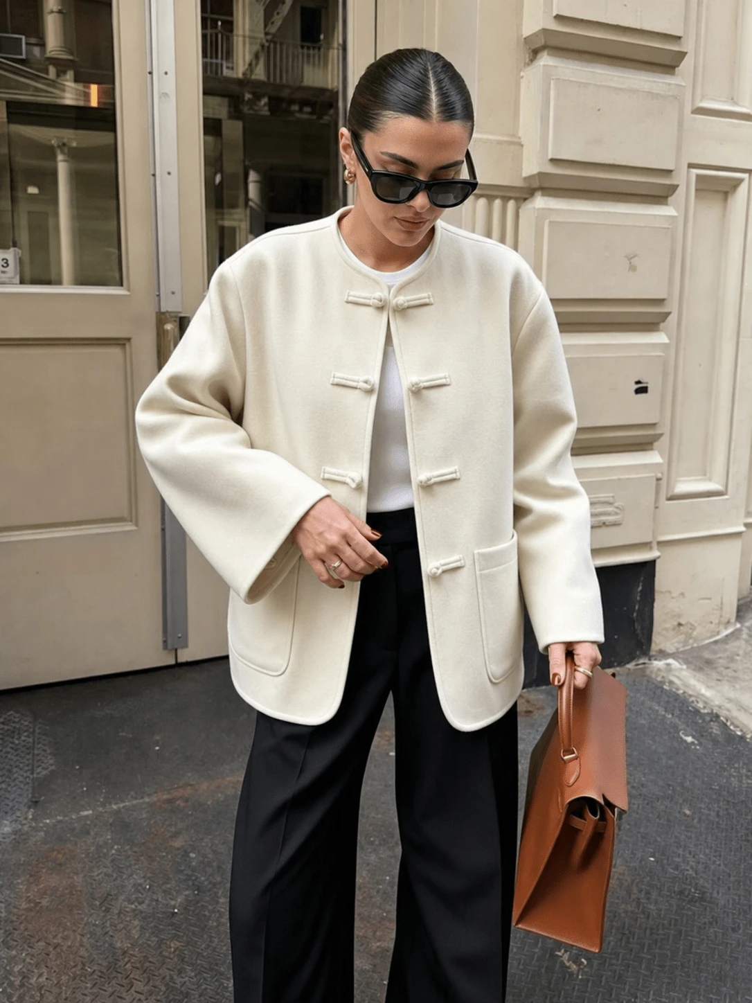 Women's Spring/Autumn/Winter Elegant Beige Chinese Style Frog Button Open Front Dropped Shoulder Long Sleeve Jacket, Commuter Fashion Regular Fit Overcoat - White - View 1