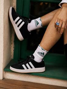 Adidas Grand Court Base 00s Comfortable Thin Sole Bread Shoes Wear-Resistant Low-Top Skate Shoes Unisex Black & White GRAND COURT BASE 00S "Bread Shoes" Sports Casual Skate Shoes JP6335 - Black and White - View 4