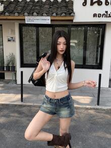 Summer Casual Washed Low Waist Denim Shorts - Light Wash - View 3