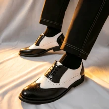 Men's British Black & White Colorblock Oxford Dress Shoes, Brogue Carved Lace-Up Pointed Toe Single Monk Strap, Suitable For Daily Business Commute, Wedding Groom & Groomsman Outfit, Wedding Photo Shoot, Classic Versatile Youth Men's Suit Matching Simple Casual Formal PU Leather Shoes - Black and White - View 10