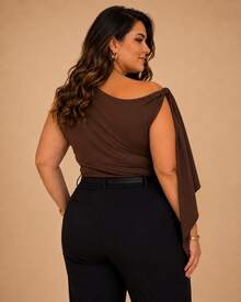 Women's Plus Size Tank Top With Bow - Comfortable, Casual, Elegant, Stylish,  Plus Size Fashion - Summer 2026 - 鏽棕色 - 查看 2