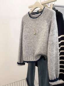 Sweater Lengan Panjang Raglan Leher Bulat dengan Trim Colorblock untuk Wanita Ukuran Plus, Pakaian Kasual Sehari-hari yang Penting 2026 - Grey - View 3