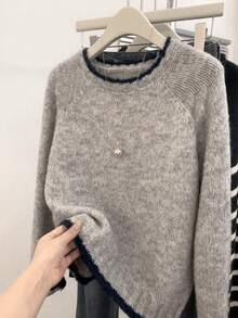Sweater Lengan Panjang Raglan Leher Bulat dengan Trim Colorblock untuk Wanita Ukuran Plus, Pakaian Kasual Sehari-hari yang Penting 2026 - Grey - View 2