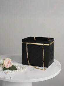 Boîte cadeau matelassée avec fleur gaufrée et poignée en chaîne métallique dorée, sac de rangement de bouquet de luxe avec bordure dorée, seau de rangement portable pour arrangement floral pour la Saint-Valentin, la Fête des Mères, l'anniversaire, le mariage, la douche nuptiale, la fête, l'emballage cadeau floral - Voir 10